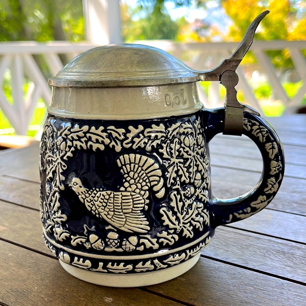 Vintage Marzi & Remy Game Animals German Beer Stein MR Dark Blue Relief